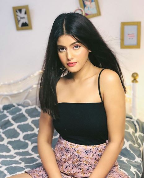 Anahita Bhooshan Indian social media star Wiki ,Bio, Profile, Unknown Facts and Family Details revealed